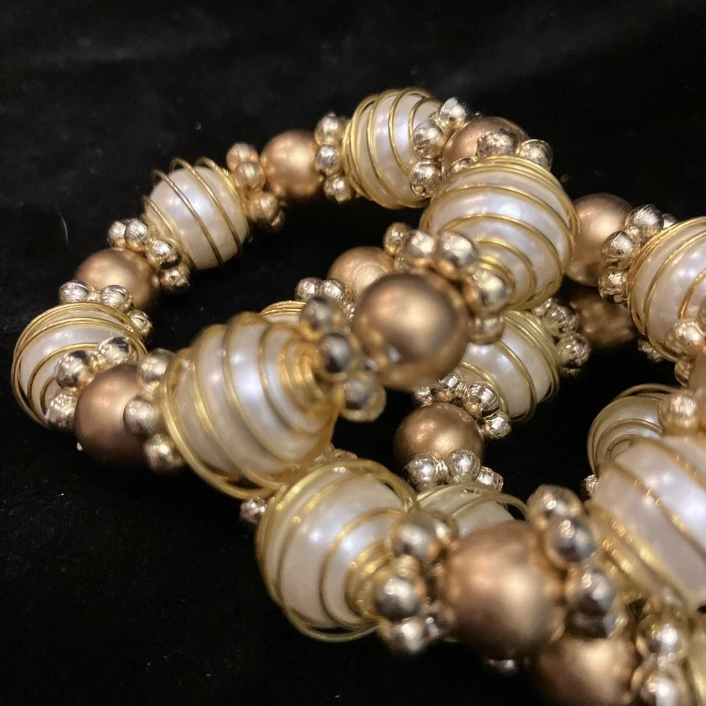 Napkin Rings Faux Pearl & Gold Tone Bead Elegant 2” Set of 4 Dinner Tableware